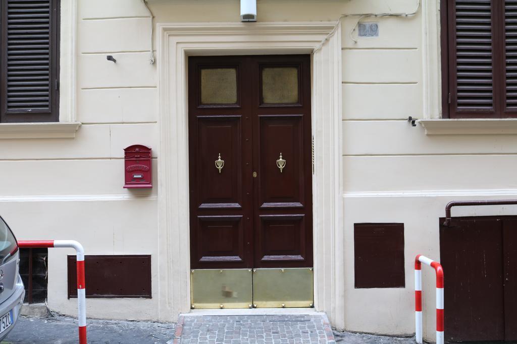 Gianicolo'S Hill Suite Apartment Roma Ngoại thất bức ảnh